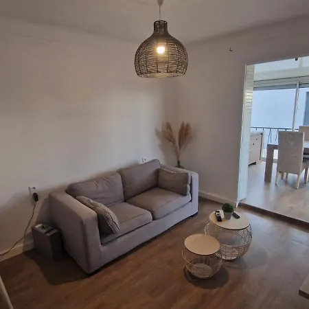 En Bord De - A 50 M De La * كانيه